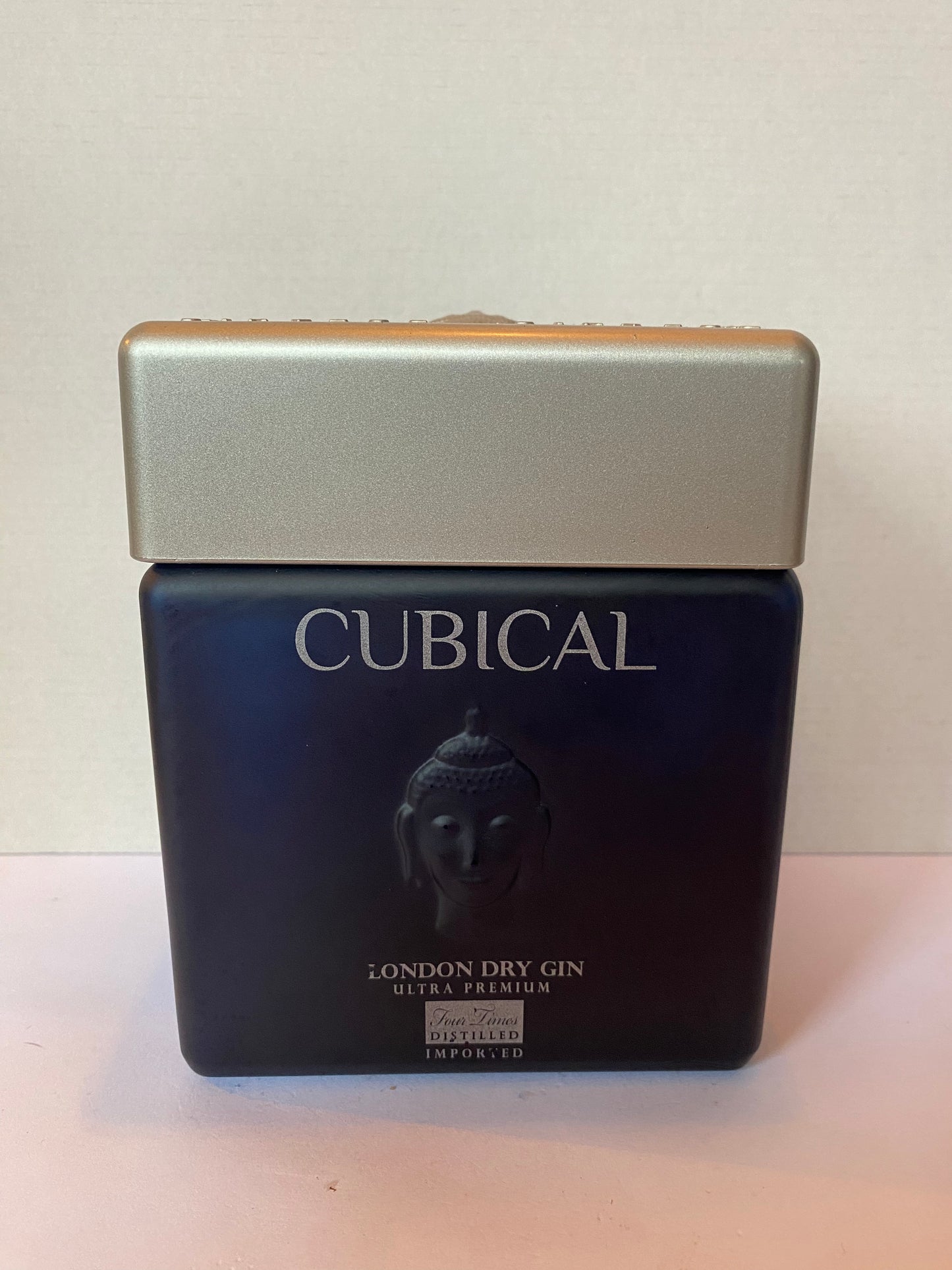 Cubical Ultra Premium London Dry Gin